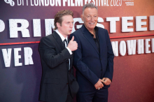 Überraschungsauftritt vom „Boss“: Bruce Springsteen gab dem Film-Alter-Ego seinen Segen