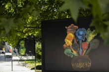 Občinstvo grafičnega bienala je z raziskovanjem kolonialne umetnosti prepričal Sinzo Aanza
