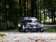 Ogier samo še šest desetink pred Rovanpero