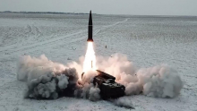MOĆAN RUSKI UDAR U SUMIJU: Uništene kompozicije sa vojnom tehnikom, uništen još po jedan patriot i HIMARS (VIDEO)