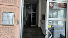 U PRATNjI POLICIJE PREBAČENA U BOLNICU: Poznato stanje majke za koju se sumnja da je ubila bebu u Novom Sadu