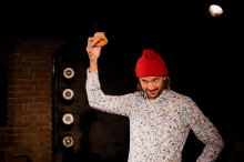 Andrej Firm, ključni član Momenta in kolektiva GT22, je prejemnik prstana 7. ZIZ festivala