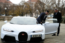 Rimac načrtuje prevzem znamenite znamke Bugatti