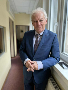 Davorin Kračun: Demografski in obrambni izzivi preveliki, da bi razsipavali denar za bombončke