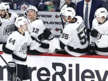 Kralji odhajajo na turnejo, z njimi tudi Kopitar