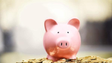Dobiček bank navzdol, koliko denarja imamo zdaj pri njih Slovenci?