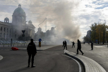 Evroposlanci zahtevajo preiskavo lanske tragedije v Novem Sadu
