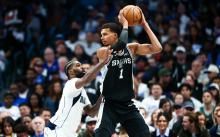 San Antonio na krilih Wembanyamaja igraje dobili teksaški derbi