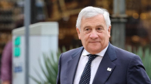 Manovra, l’ira di Tajani: “Decide la politica, non i grand commis del Mef”