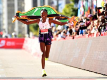 Svetovni rekorderki v maratonu tri leta prepovedi nastopanja