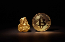 Zlato v rekordnem padcu – vlagatelji se obračajo k Bitcoinu