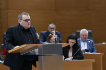 Simon Maljevac prestal interpelacijo in ostaja minister za solidarno prihodnost