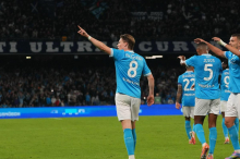 Napoli z zmago nad Interjem znova na vrhu