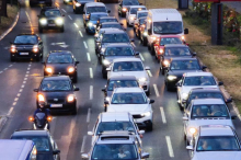 STANJE NA PUTEVIMA I GRANICAMA TOKOM VEČERI Automobili na prelazu Sremska Rača sat vremena, na Preševu pola sata