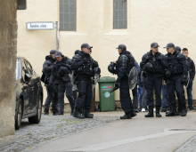 Razprava: Če se ljudje ne bodo počutili varne, bomo dobili vaške straže in oboroževanje