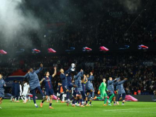 Nadaljuje se oster boj za vrh