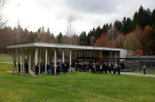 Številni so se na novomeškem pokopališču poslovili od Aleša Šutarja