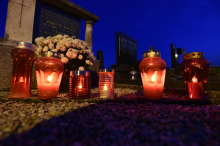 Ob dnevu spomina na mrtve: Smrt je v sodobnih zahodnih družbah še vedno obravnavana kot tabu