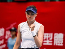 Španka Bucsa in Kanadčanka Mboko v finalu Hongkonga