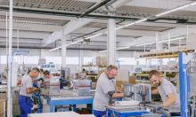 Manji broj zaposlenih u industriji: Pogledajte u kojim sektorima su najveći minusi