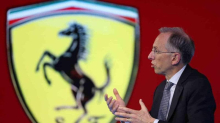 Ferrari continua a correre, ricavi in crescita di oltre il 7%