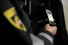 Ustavno sodišče: Strinjanje voznika z rezultatom alkotesta ni dovolj