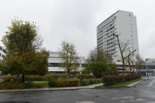 V UKC-ju Maribor prvi v Sloveniji vstavili pametni sistem polževega vsadka, ki je na trgu mesec dni