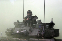 Sprejet začasni dogovor Sveta EU-ja in Evropskega parlamenta o dodatnem oboroževanju Evrope