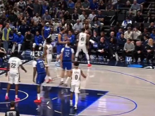 Klay Thompson s ponesrečenim poskusom postal tarča posmeha #video