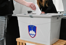 Pred referendumom še zadnji dan za prijavo za glasovanje iz tujine