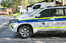 Župani pozdravljajo t. i. Šutarjev zakon, predstavniki Romov svarijo pred neustavnostjo