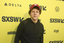 Selbstloser Hollywoodstar: Schauspieler Jesse Eisenberg wird fremder Person eine Niere spenden