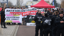 Messe: Hunderte bei Protesten gegen umstrittene Buchmesse in Halle