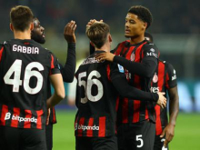 V živo: Milan še zvišal vodstvo, Juventus le do točke na mestnem derbiju