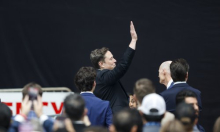 Dok mu prodaja u Europi tone, on se sprema postati prvim bilijunašem u povijesti