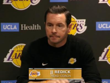 Trener Los Angeles Lakers po slabem večeru brez komentarja #video