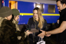 Besuch im Kriegsgebiet: Angelina Jolie erlebte hautnah Drohnengefahr in der Ukraine
