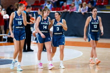 Slovenke brez Jessice Shepard, a z novim selektorjem uspešno začele pot na EP