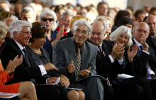 Alžirski predsednik pomilostil zaprtega pisatelja Boualema Sansala