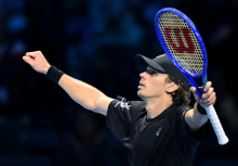 De Minaur potrebuje pomoč Alcaraza za preboj v polfinale