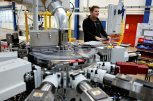 ZDA sklenile trgovinski dogovor s Švico, ki bo investirala 200 milijard dolarjev