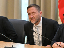 Boštjančič: Leta 2026 manj prihodkov, božičnica bo poravnana iz prerazporeditev