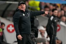 Matjaž Kek o premalo napadalni postavitvi Slovenije