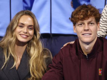 Jannik Sinner v zadnji poslastici leta pokvaril načrte Carlosu Alcarazu