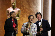 Akademija s častnimi oskarji počasila Toma Cruisea, Debbie Allen in scenografa Wynna Thomasa