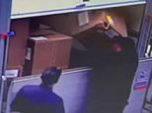 Moment brazen thieves steal parcels by the lorryload in broad daylight - as criminals found buying haulage firm to pose as truckers