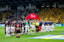 Kek se ni počutil kot heroj ob uspehih, niti se zdaj ne počuti kot tisti, ki ga je treba izgnati