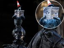 Duke of Wellington statue given surprise makeover by a street artist dubbed the 'Scottish Banksy'