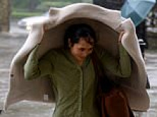 Brace for impact: Thousands of Aussies at high risk of rare cyclone