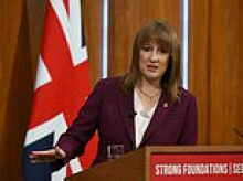 Bank stocks tumble as Rachel Reeves 'could raid profits' in Budget after abandoning income tax hike